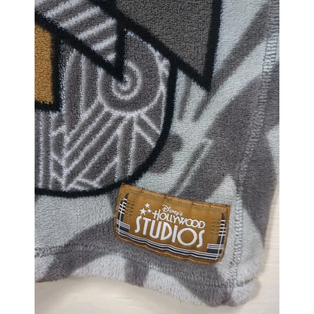 Rare Hollywood Studios Disney Mickey Film Fleece Blanket 36 